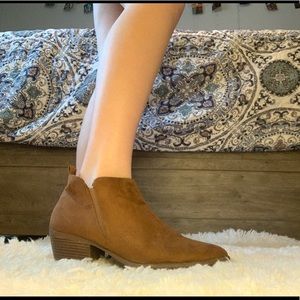 Super Cute Booties !